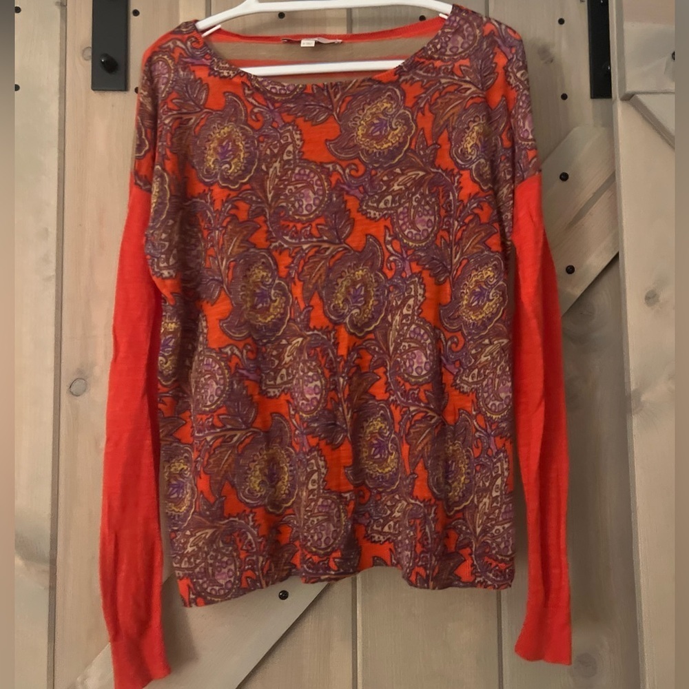 LIKE NEW LOFT Sweater